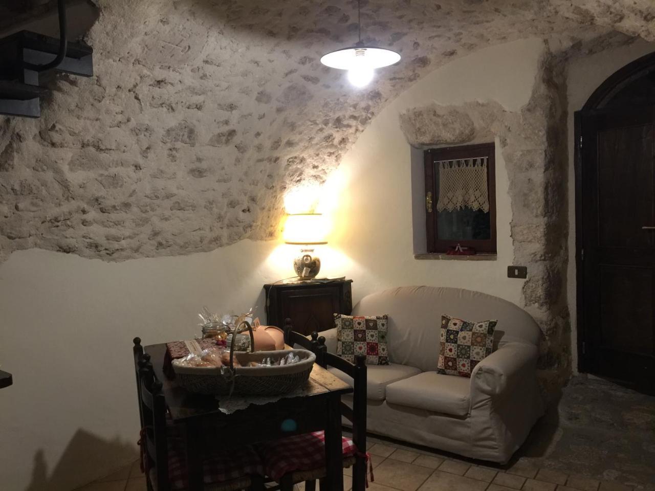 الشقق الفندقية سانتو ستيفانو دي سيسانيوفي  Residenza La Torre المظهر الخارجي الصورة